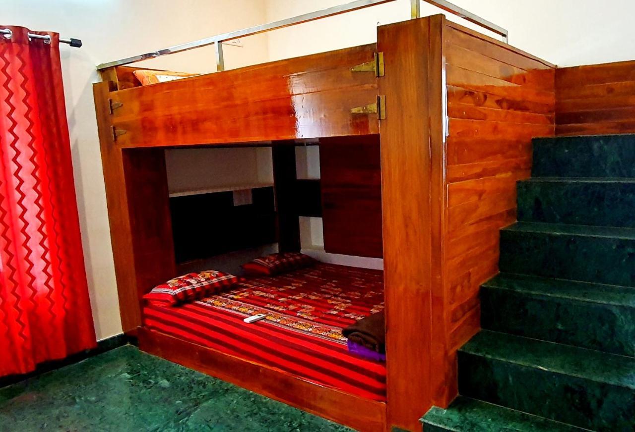 Shree Suites Kuttālam Exterior foto